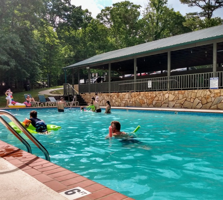 Coosawattee River Resort Foxhound pool (Ellijay,&nbspGA)